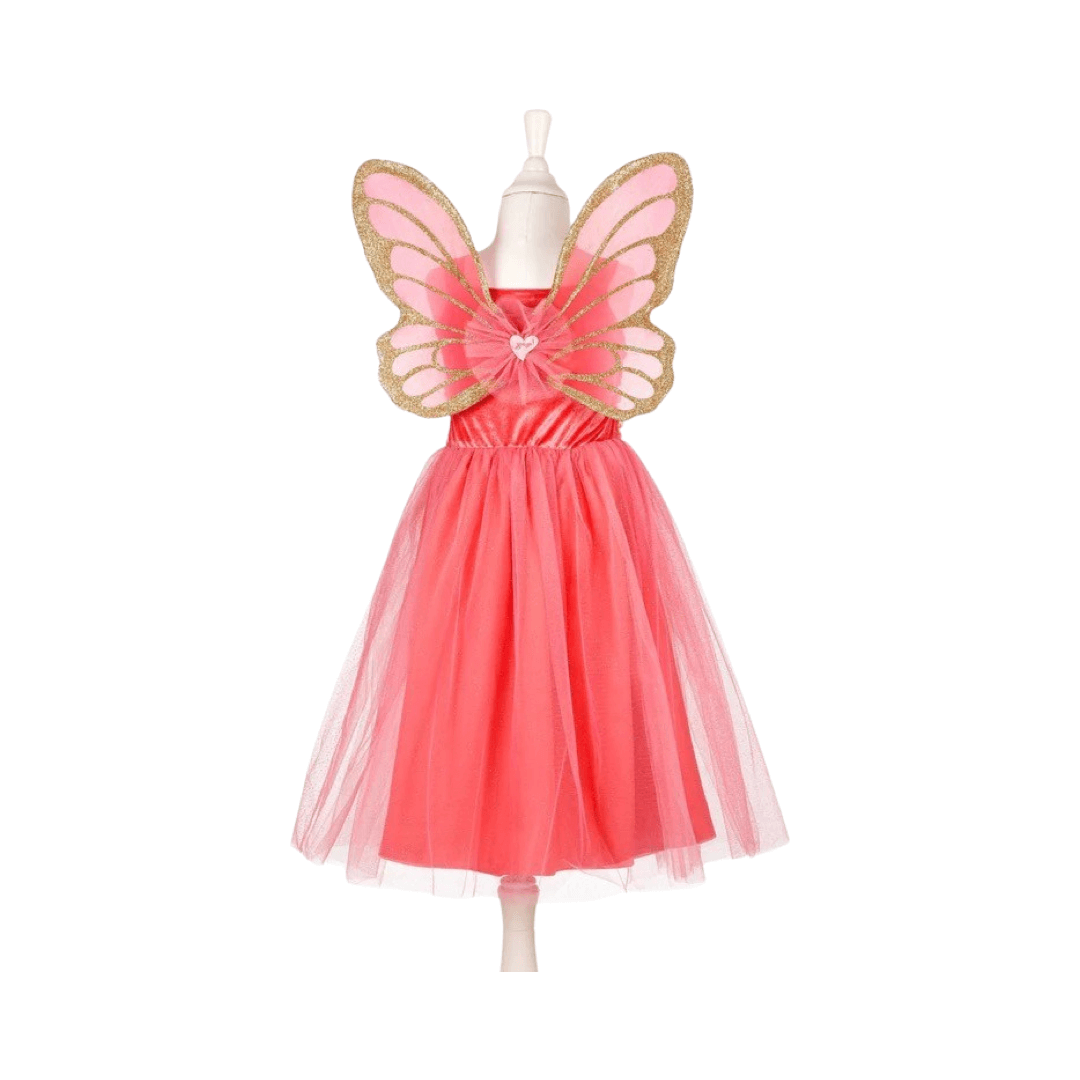 Souza Jorianne with wings