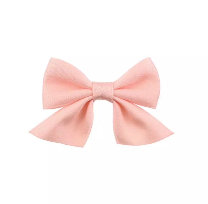 Haarspeldjes: Zalm/roze strik